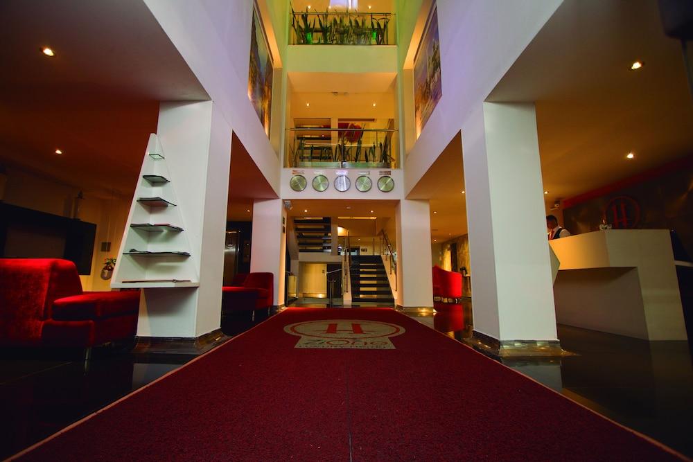 Zi One Luxury Hotel Перейра Екстер'єр фото
