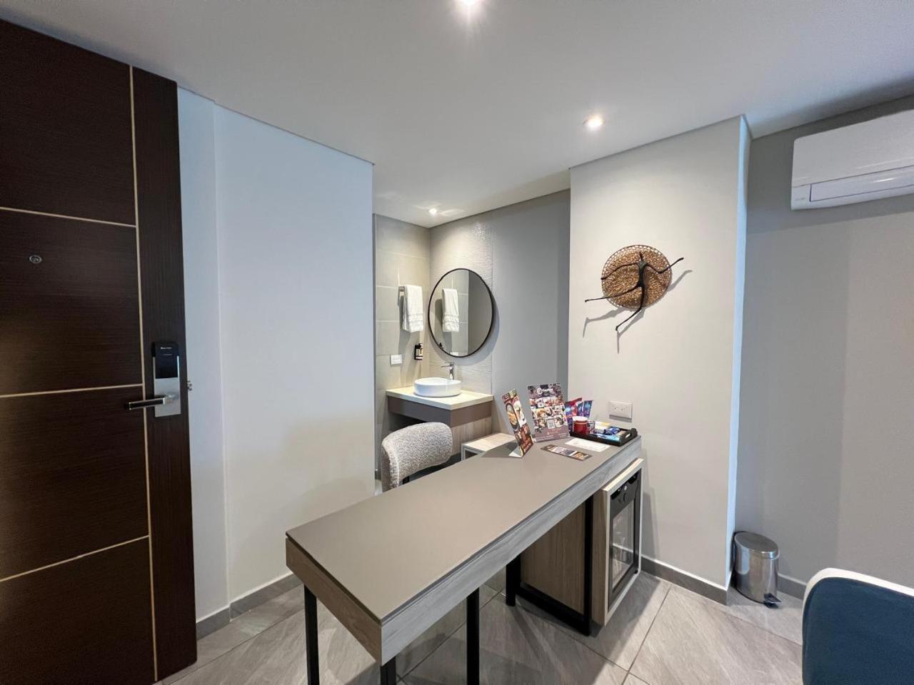 Zi One Luxury Hotel Перейра Екстер'єр фото